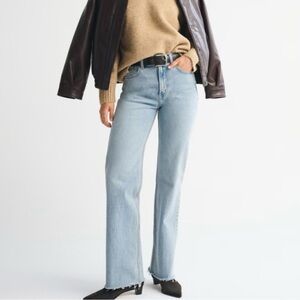 Abercrombie & Fitch Light Blue 90’s relaxed high rise Jeans curvy love 25L / 0